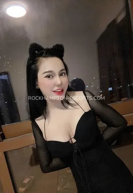 Rockhampton escorts Kira — 4