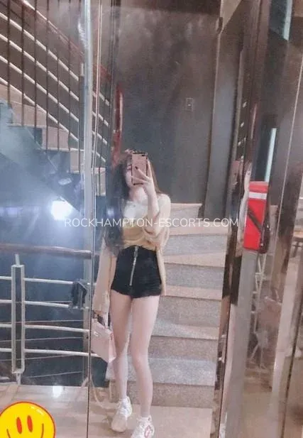 Rockhampton escorts Linda — 3