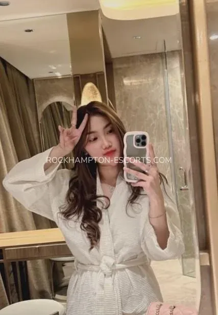 Rockhampton escorts Lisa — 8