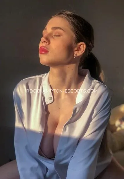 Rockhampton escorts Sara — 5