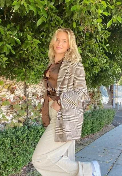 Rockhampton escorts Charlotta — 5