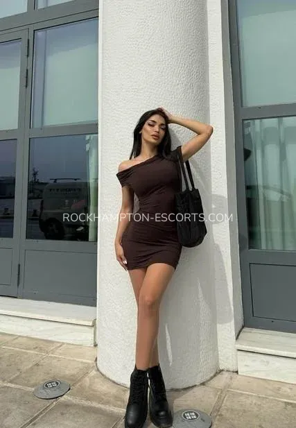 Rockhampton escorts Summer — 1