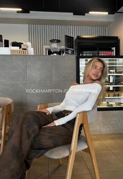 Rockhampton escorts Carly — 1