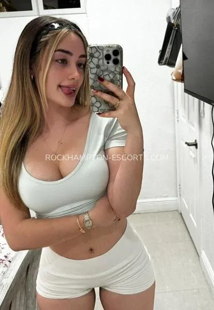 Rockhampton escorts Britt — 4