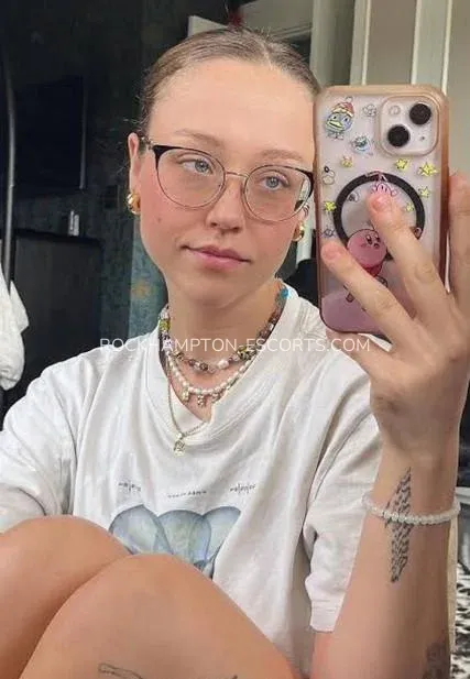 Rockhampton escorts Carina — 3