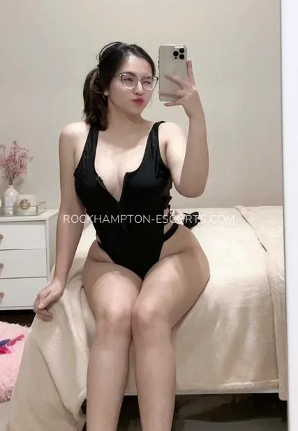 Rockhampton escorts Makenzie — 1