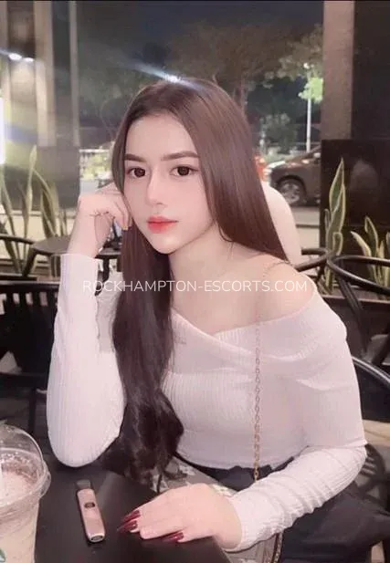 Rockhampton escorts Elise — 3