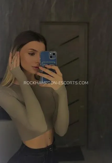 Rockhampton escorts Julia — 5