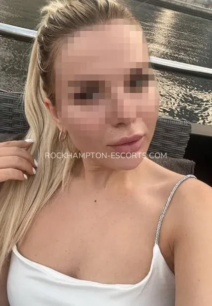 Rockhampton escorts Kelsey — 3