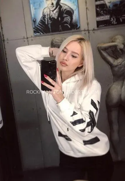 Rockhampton escorts Ellie — 9