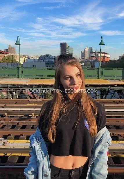 Rockhampton escorts Zoey — 3