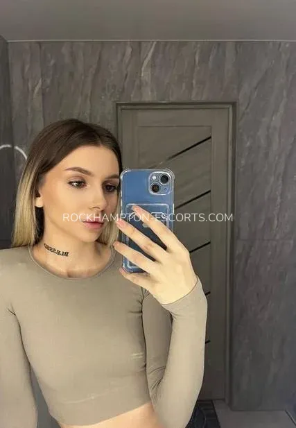 Rockhampton escorts Julia — 1