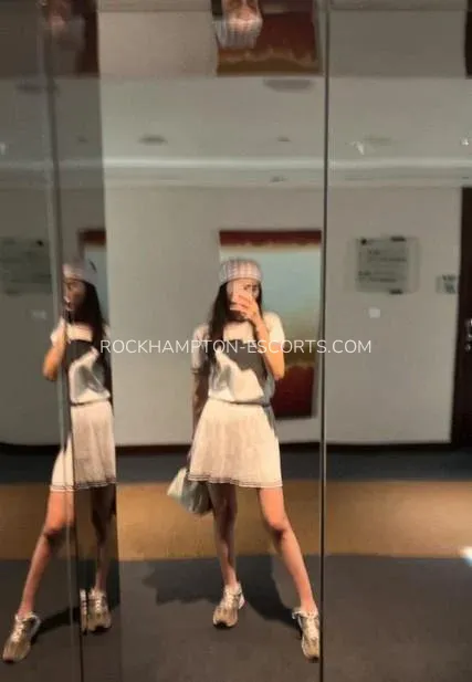 Rockhampton escorts Helen — 5