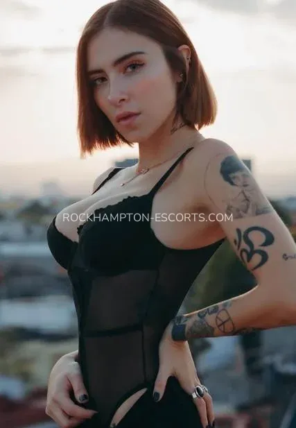 Rockhampton escorts Laura — 6