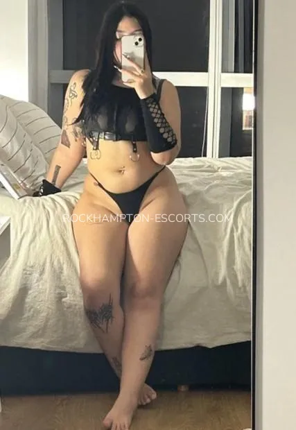 Rockhampton escorts Lindsey — 2