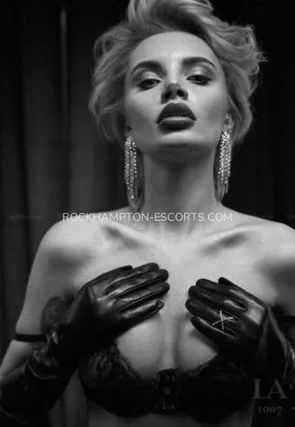 Rockhampton escorts Sadie — 3